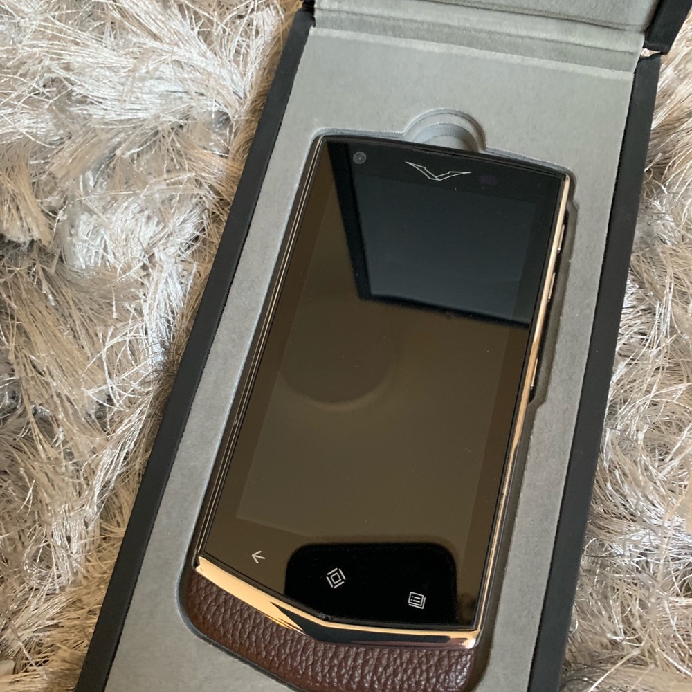 Vertu Cell Phone